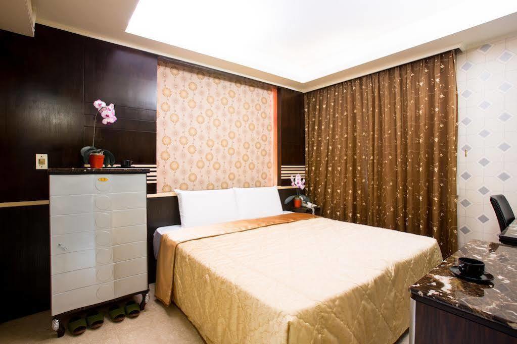 Best Love Boutique Hotel Тайпей Екстериор снимка