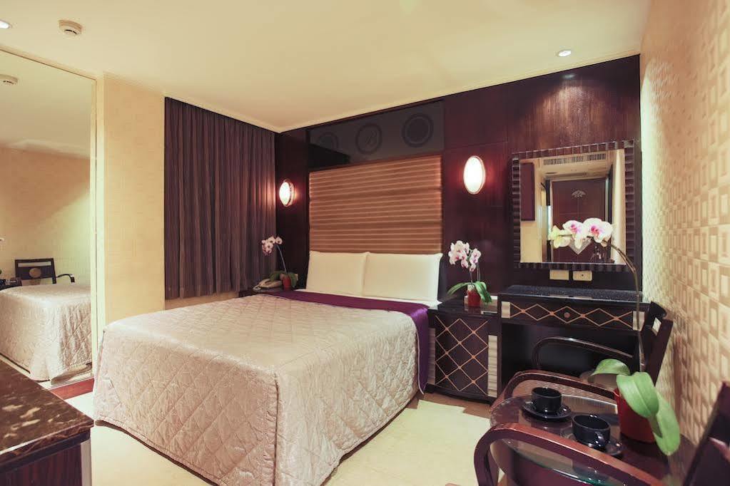 Best Love Boutique Hotel Тайпей Екстериор снимка